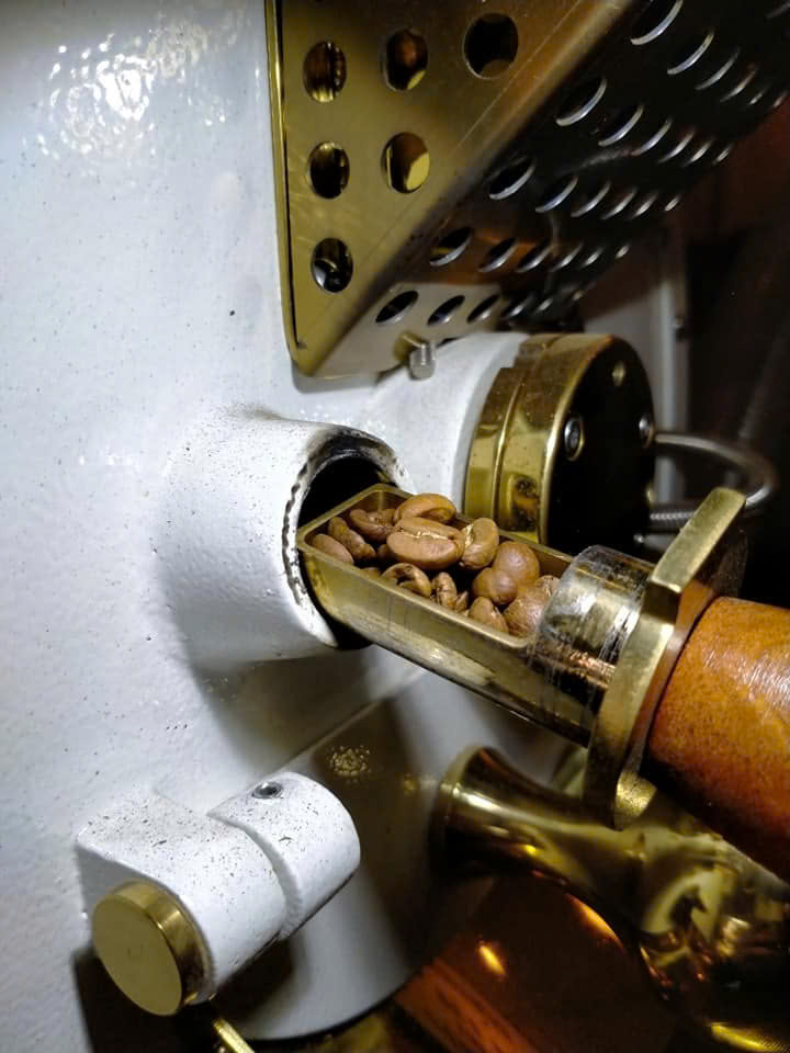 2f2ce2929ba32afd73b2